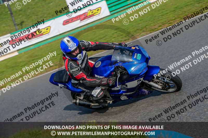 PJM Wedding Photography;enduro digital images;event digital images;eventdigitalimages;mallory park;mallory park photographs;mallory park trackday;mallory park trackday photographs;no limits trackdays;peter wileman photography;racing digital images;trackday digital images;trackday photos